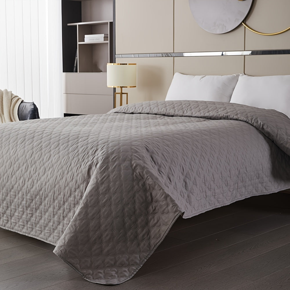 The Bed Cover That Actually Stays Put