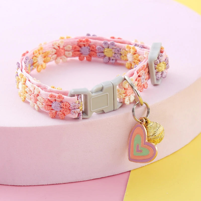 The Bell Collar That's Easy to Find Them In